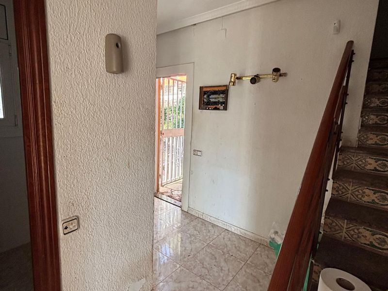 Chalet en venta  en Calle DE LA CREU, Corbera de Llobregat