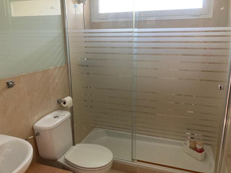 Chalet adosado en venta  en Calle SERRA, La Nucia