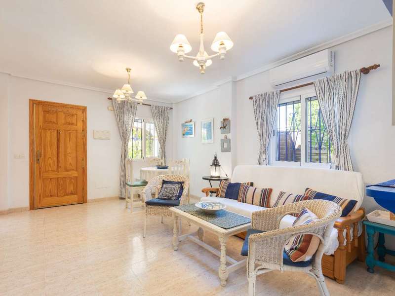 Chalet adosado en venta  en Avenida DESCUBRIMIENTO, Vera