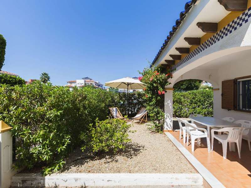 Chalet adosado en venta  en Avenida DESCUBRIMIENTO, Vera