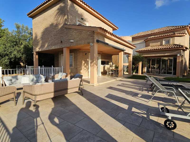 Casa en venta  en Calle Ur Tancat De L´alter, Picassent Casa en venta  en Calle Ur Tancat De L´alter, Picassent