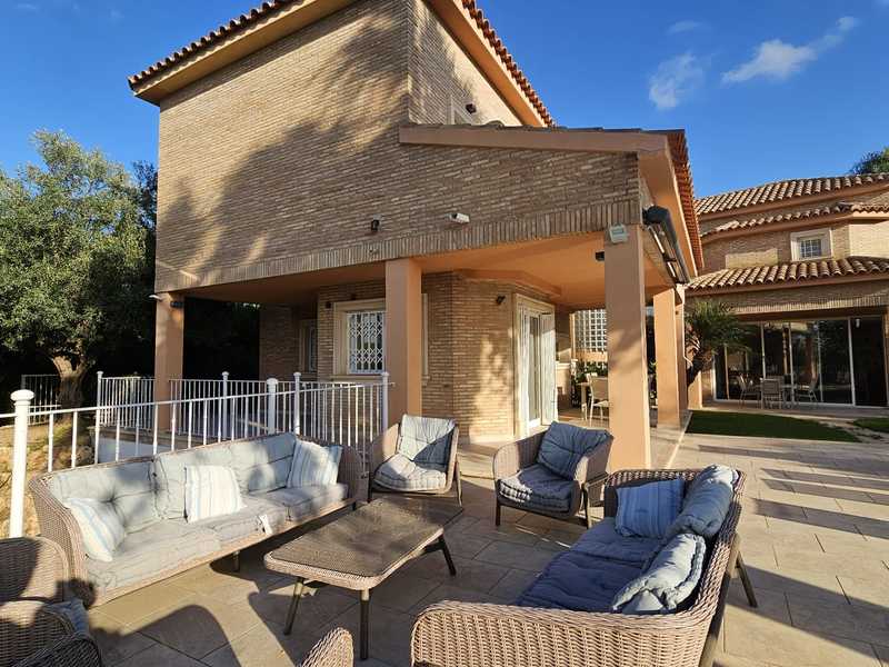 Casa en venta  en Calle Ur Tancat De L´alter, Picassent Casa en venta  en Calle Ur Tancat De L´alter, Picassent