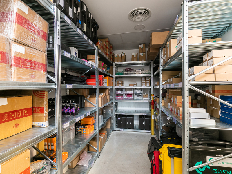 Local en alquiler  en Calle ESTREMERA, Madrid Capital