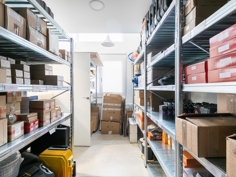 Local en alquiler  en Calle ESTREMERA, Madrid Capital