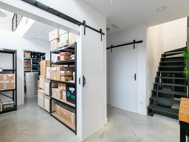 Local en alquiler  en Calle ESTREMERA, Madrid Capital