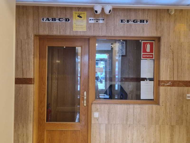 Piso en venta  en Calle Pont de Molins, Madrid Capital