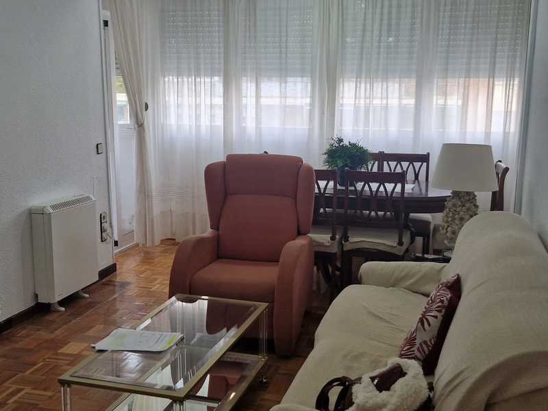 Piso en venta  en Calle Pont de Molins, Madrid Capital