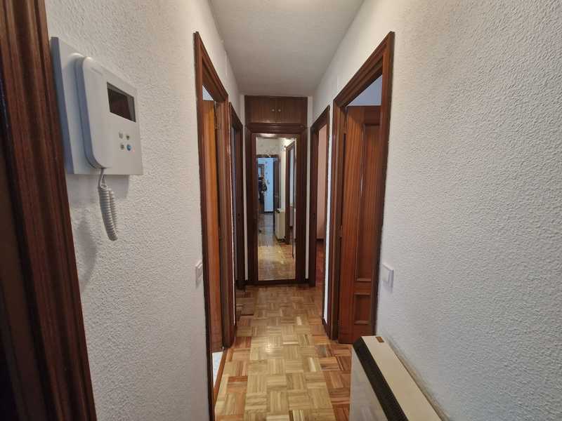 Piso en venta  en Calle Pont de Molins, Madrid Capital