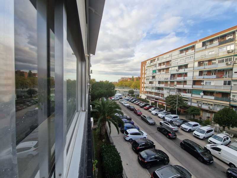 Piso en venta  en Calle Pont de Molins, Madrid Capital
