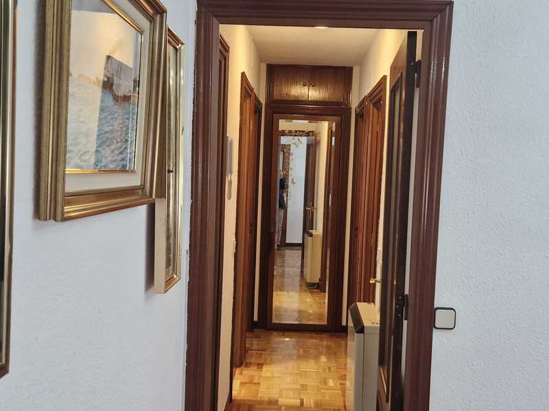 Piso en venta  en Calle Pont de Molins, Madrid Capital