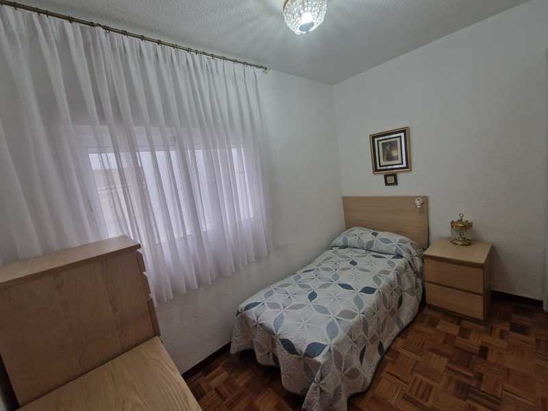 Piso en venta  en Calle Pont de Molins, Madrid Capital