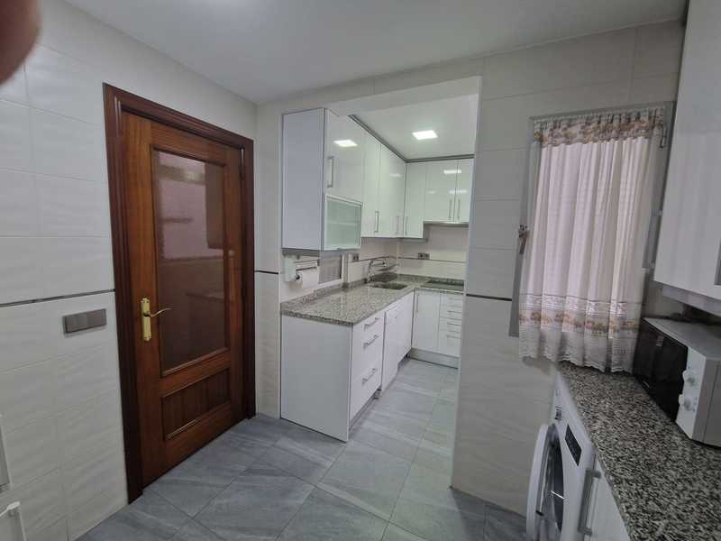 Piso en venta  en Calle Pont de Molins, Madrid Capital