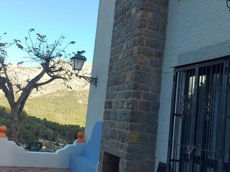 Casa rústica en venta  en  PARTIDA GUADALEST, El Castell de Guadalest