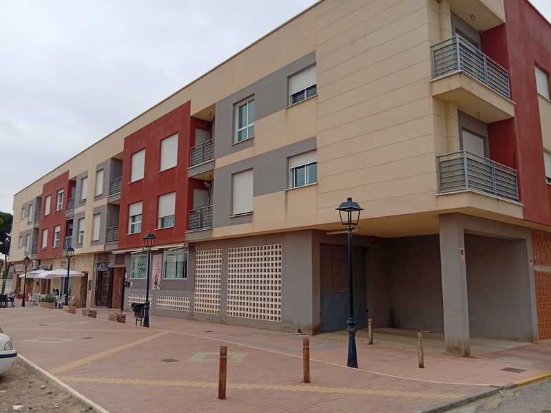 Piso en venta  en Calle GUILLERMO SIMONELLI, Zurgena