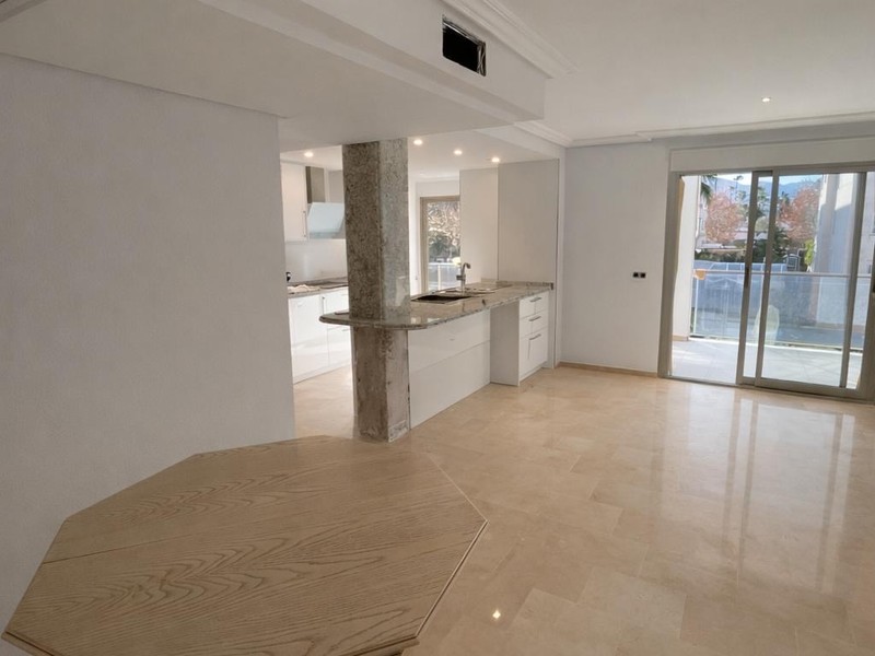 Apartamento en venta  en Avenida ALBIR, L'Alfàs del Pi