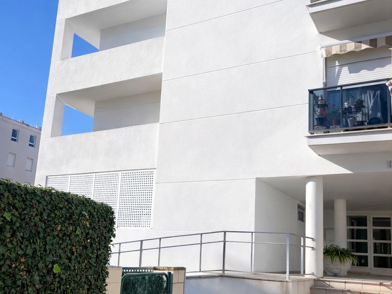 Apartamento en venta  en Avenida ALBIR, L'Alfàs del Pi