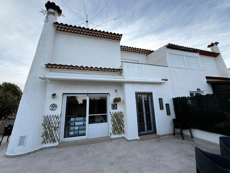 Bungalow en venta  en Calle Pinar de Garaita, La Nucia