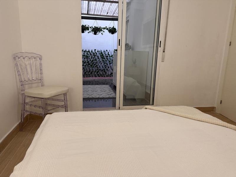 Piso en venta  en Calle Torrefiel, Valencia