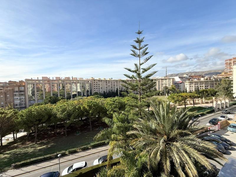 Piso en venta  en Calle Invierno, Benidorm