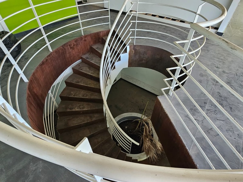 Local en venta  en Avenida OJOS NEGROS, Sagunto / Sagunt