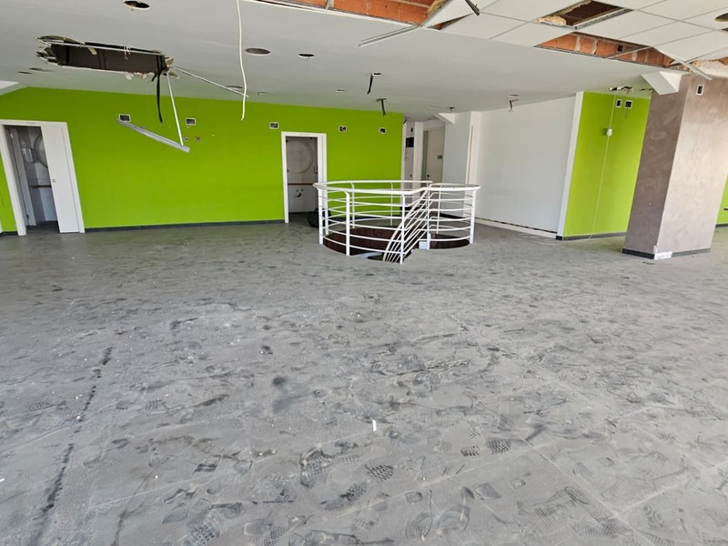 Local en venta  en Avenida OJOS NEGROS, Sagunto / Sagunt