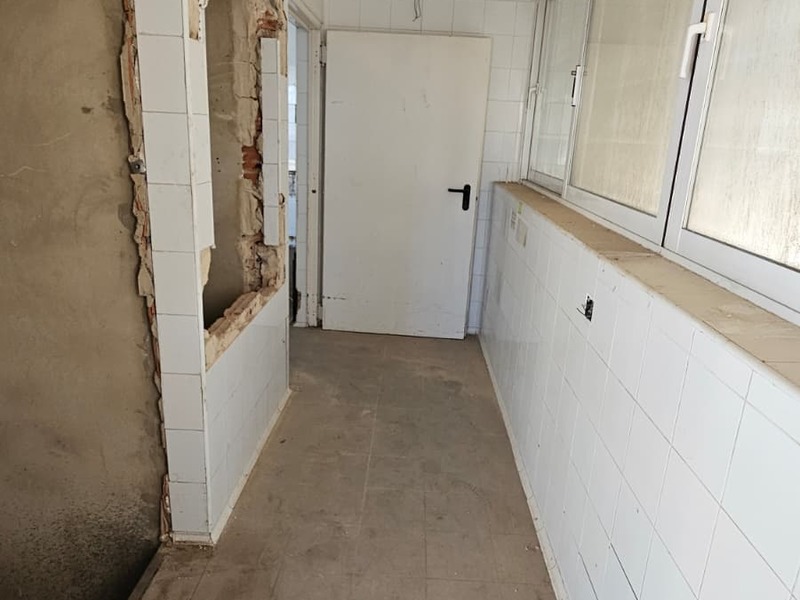 Local en venta  en Avenida OJOS NEGROS, Sagunto / Sagunt