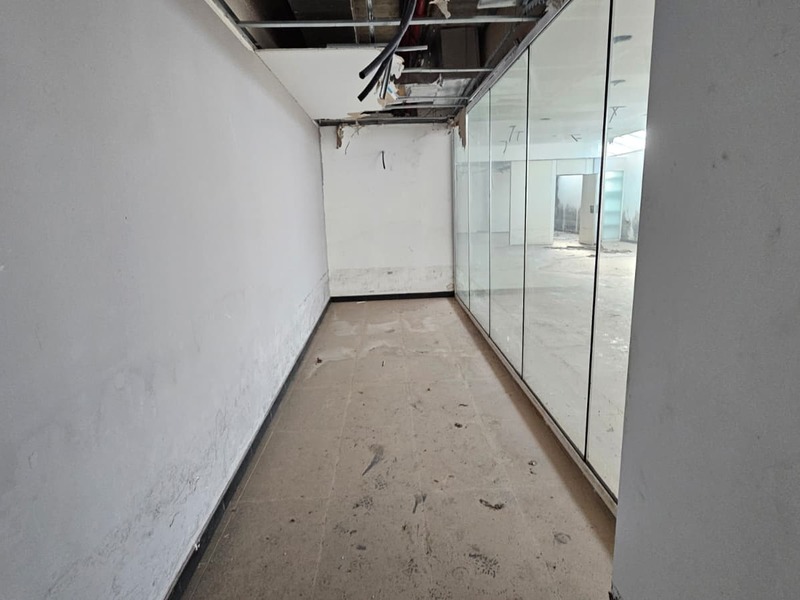 Local en venta  en Avenida OJOS NEGROS, Sagunto / Sagunt