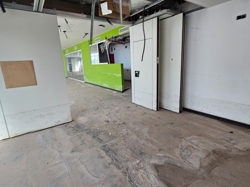 Local en venta  en Avenida OJOS NEGROS, Sagunto / Sagunt