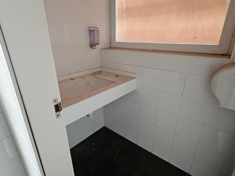 Local en venta  en Avenida OJOS NEGROS, Sagunto / Sagunt