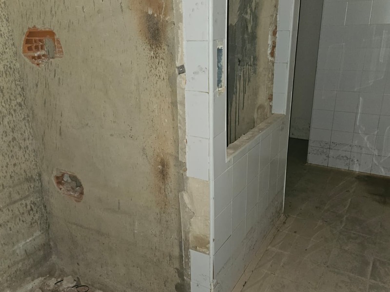 Local en venta  en Avenida OJOS NEGROS, Sagunto / Sagunt