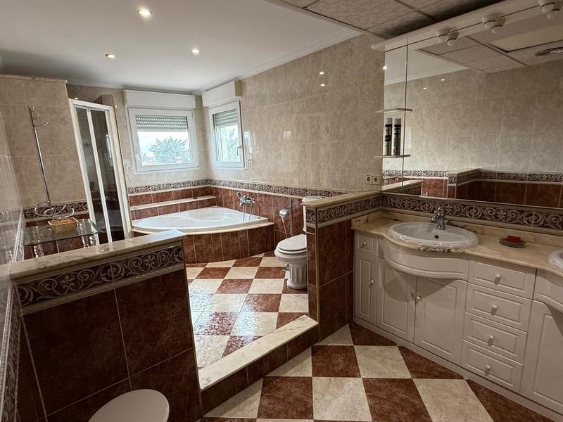 Unifamiliar en venta  en Coblanca, Benidorm