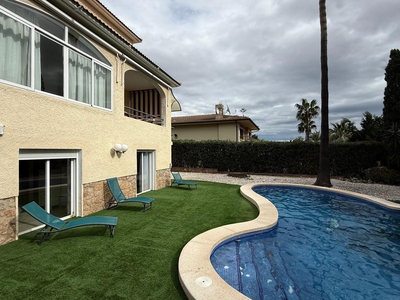 Unifamiliar en venta  en Coblanca, Benidorm