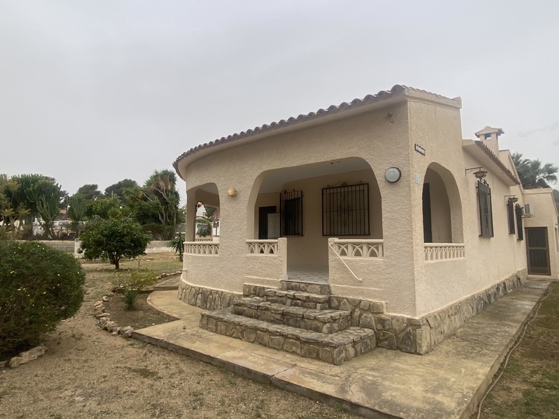 Casa en venta  en L'Alfàs del Pi