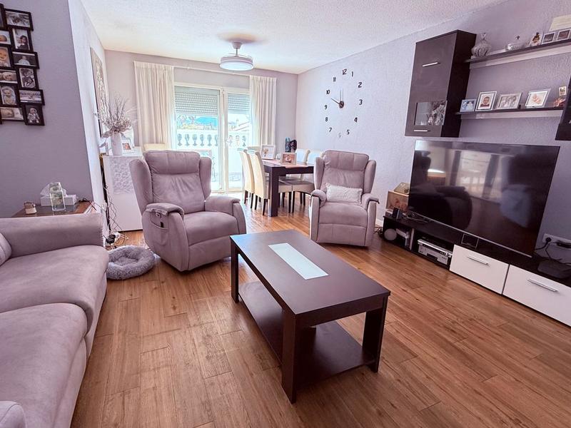 Chalet adosado en venta  en Joan Miró, La Nucia