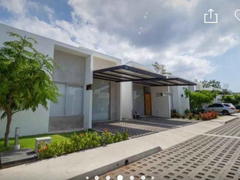 2 bed Condo For Sale in Jaco, 