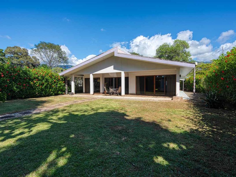 2 bed Home For Sale in Uvita, 