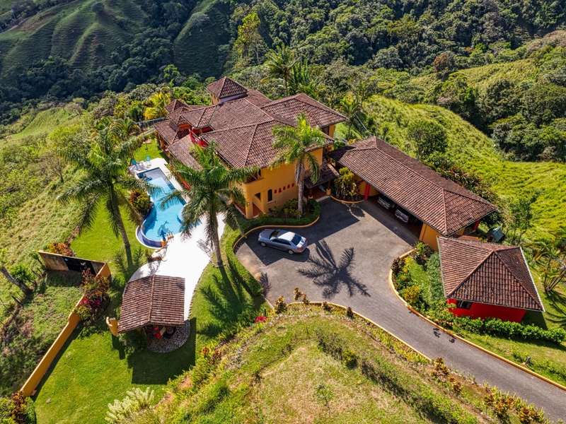 5 bed Home For Sale in San Isidro-Perez Zeledon, 