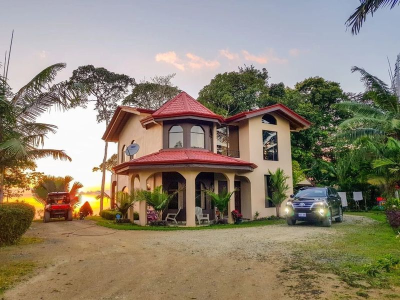 Discover the Hidden Gems of Hermosa Vista on Osa Mountain Exclusive