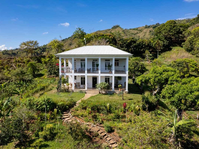 6 bed Home For Sale in San Isidro-Perez Zeledon,  - 1