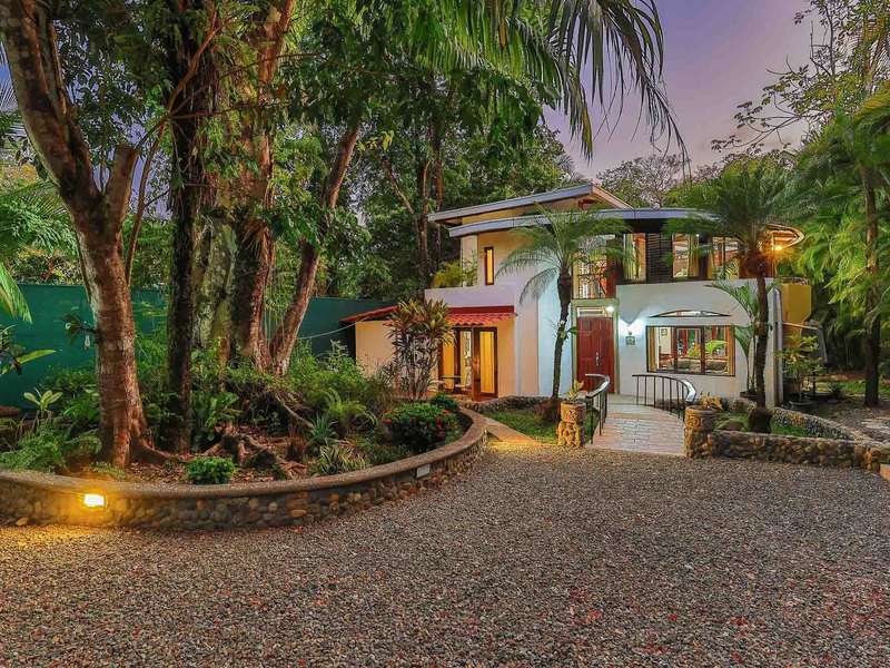 6 bed Home For Sale in ,  - 1