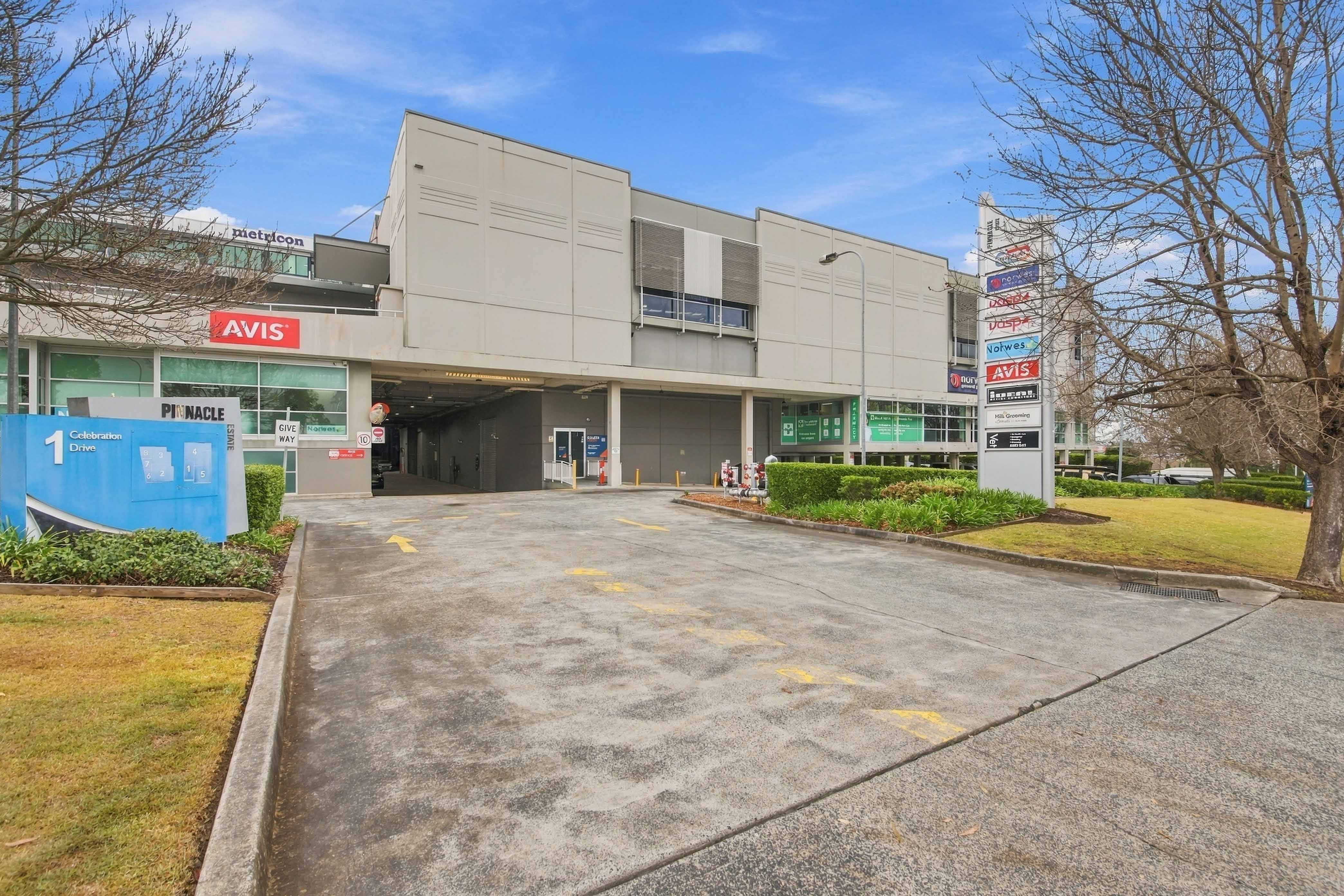 2/1 Celebration Drive, Bella Vista