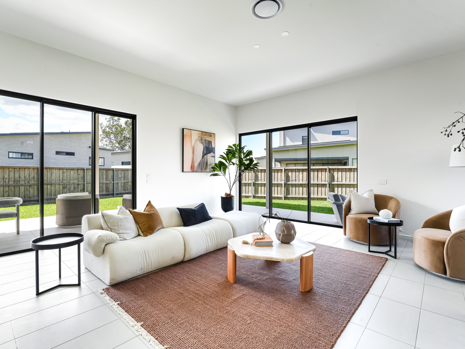 5 Amherst Walk
