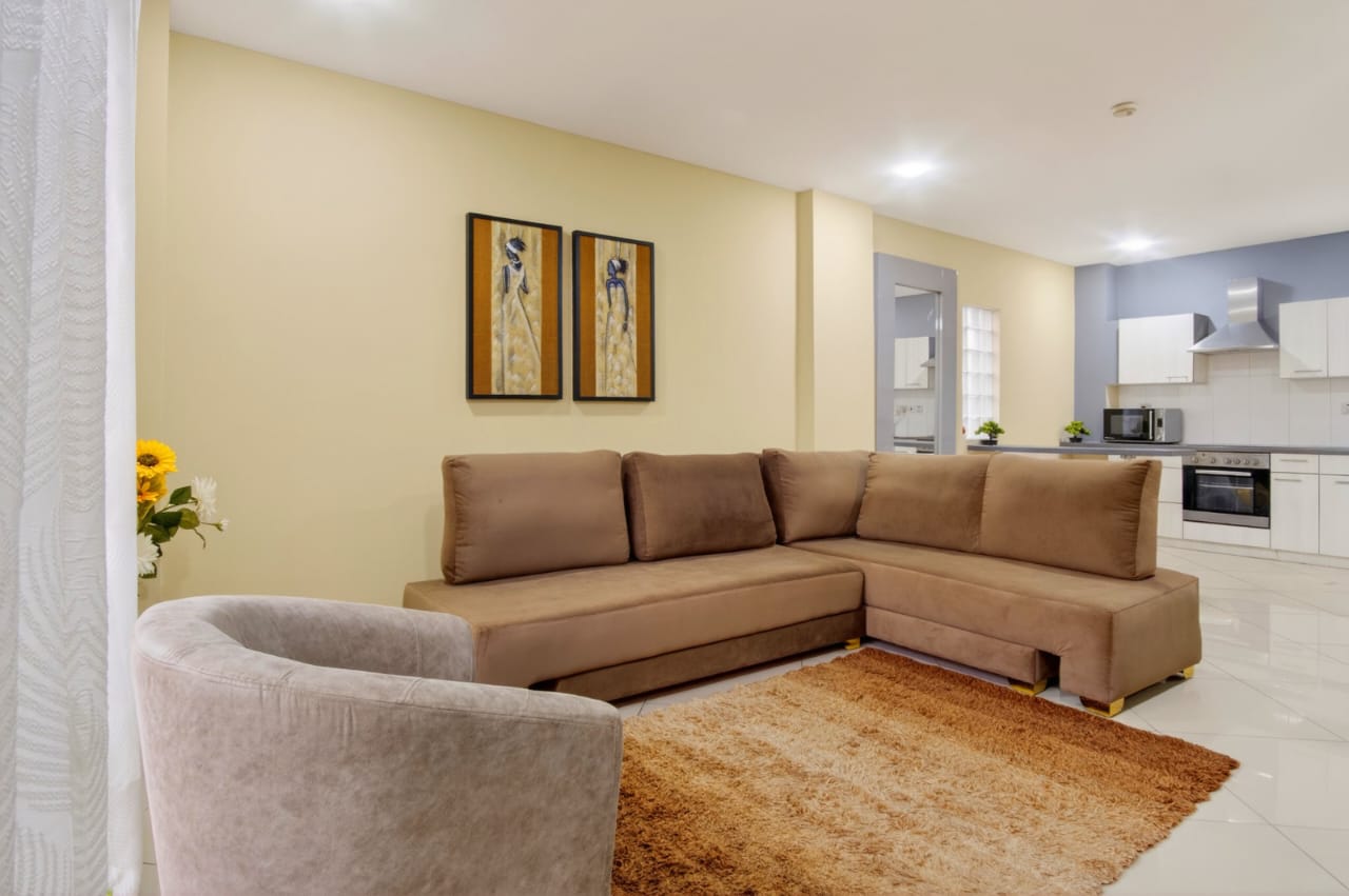 Cliffside Apartment, Airport Residential