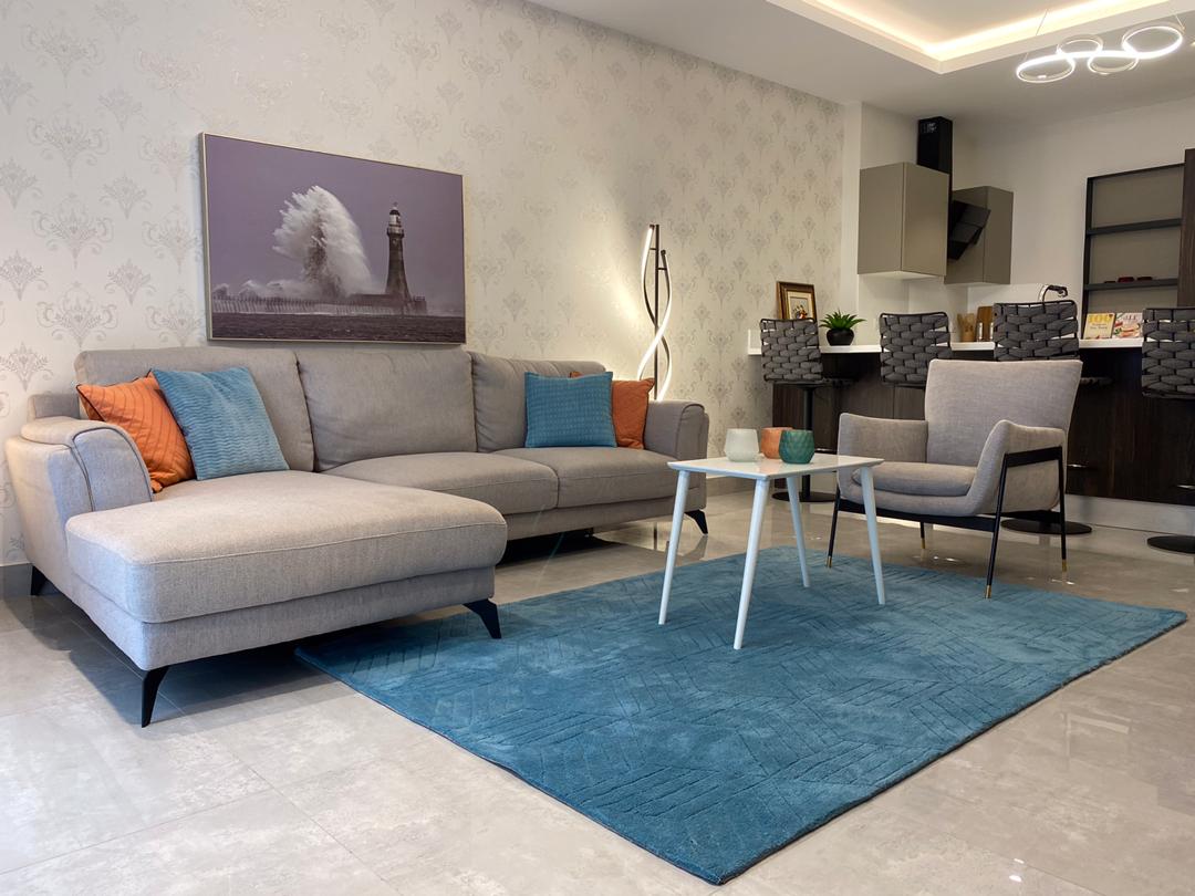 Cliffside Apartment, Airport Residential