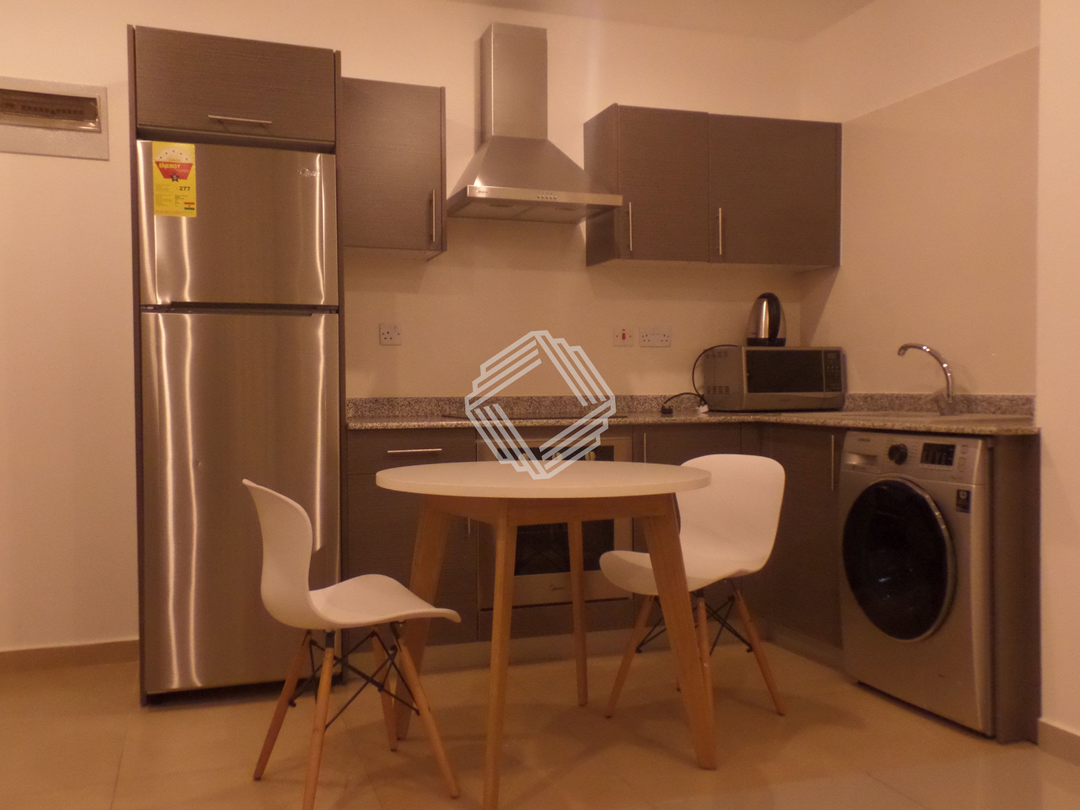 Cliffside Apartment, Airport Residential