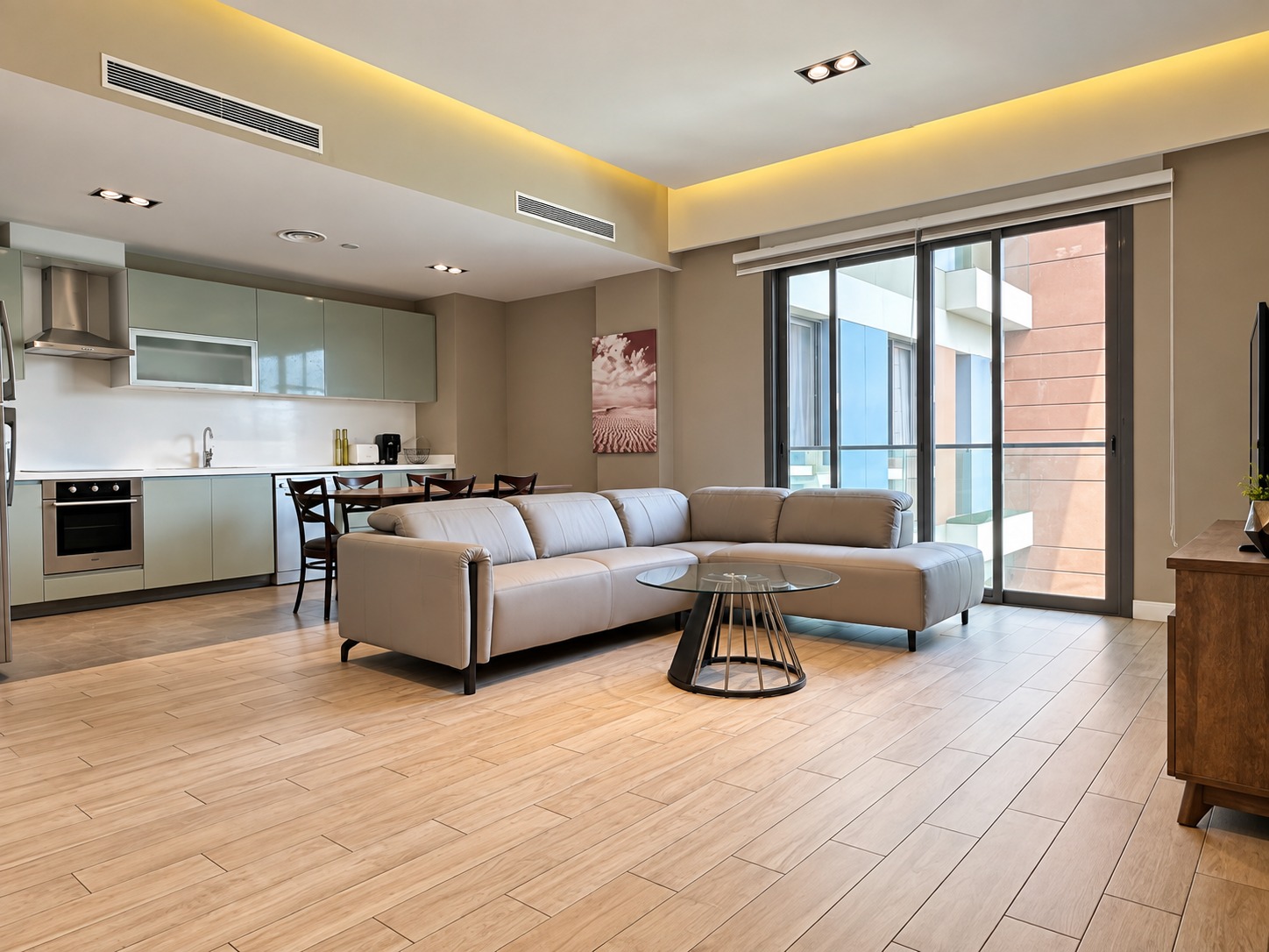 Cliffside Apartment, Airport Residential
