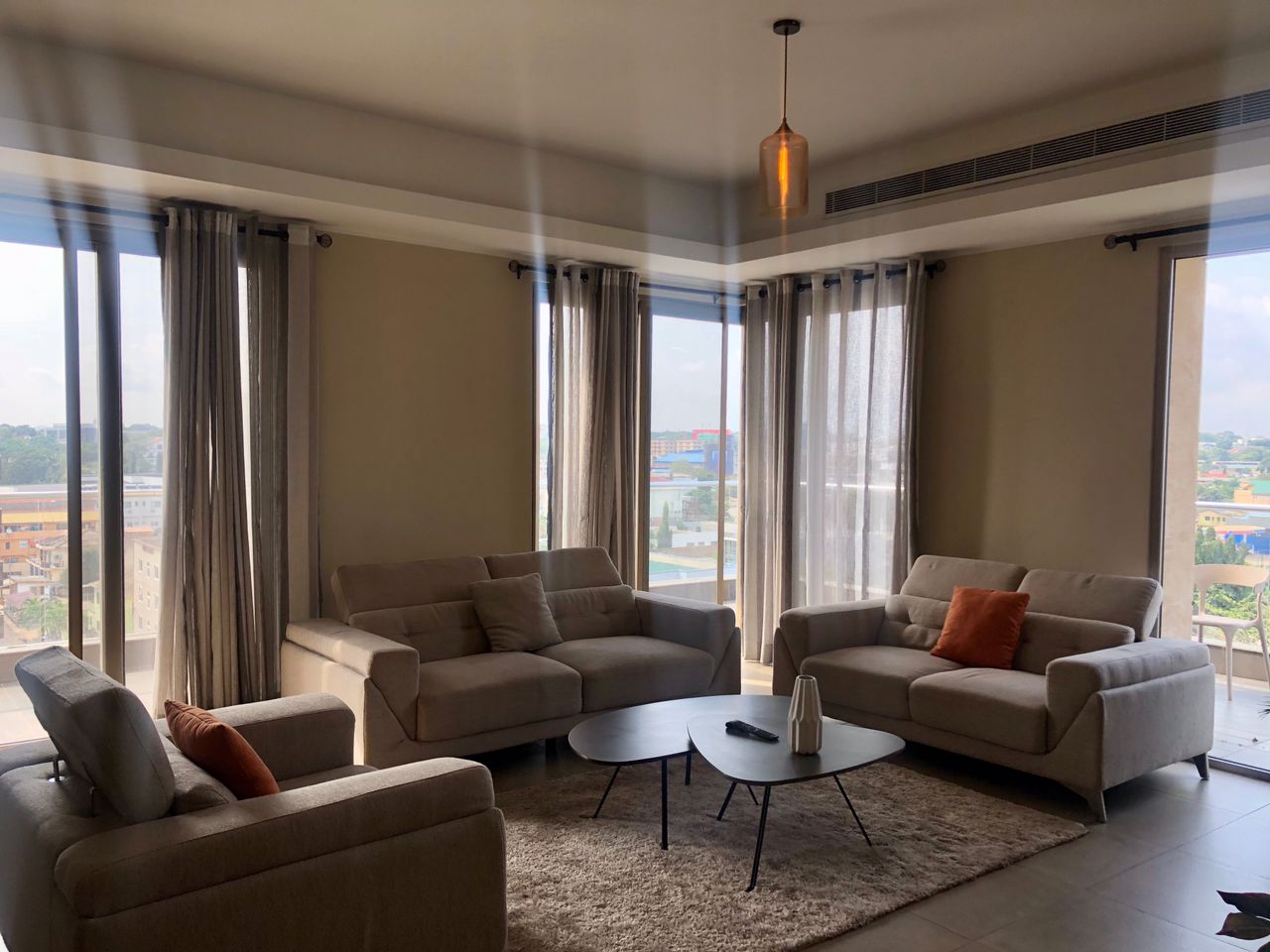 Cliffside Apartment, Airport Residential