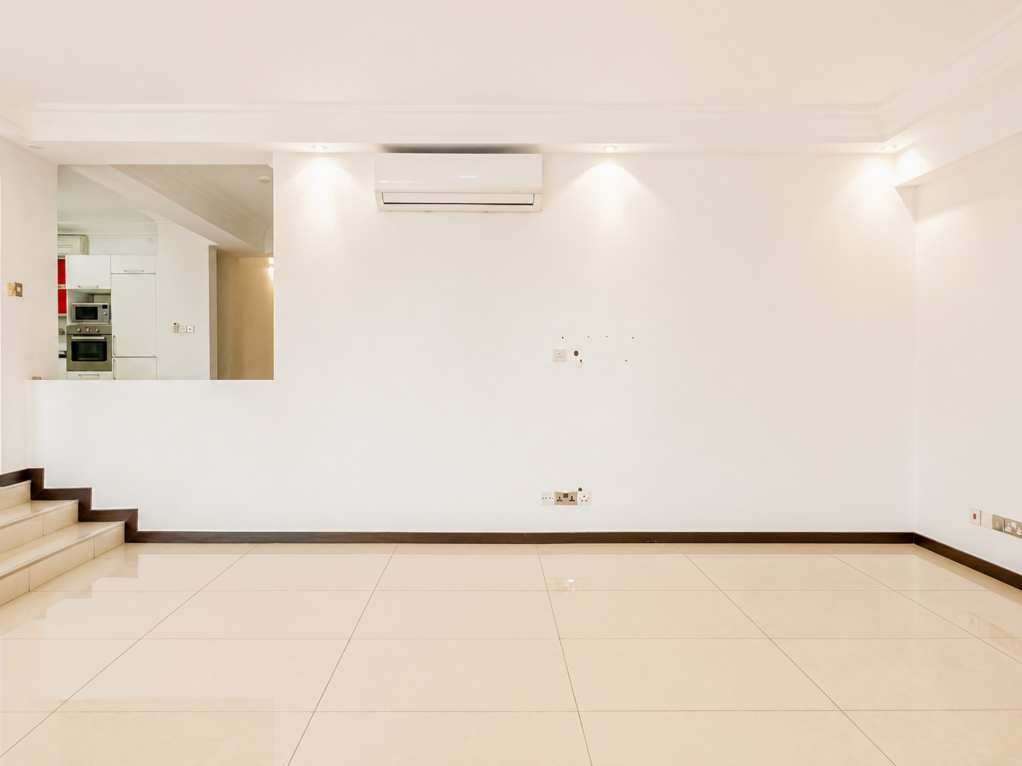 Cliffside Apartment, Airport Residential