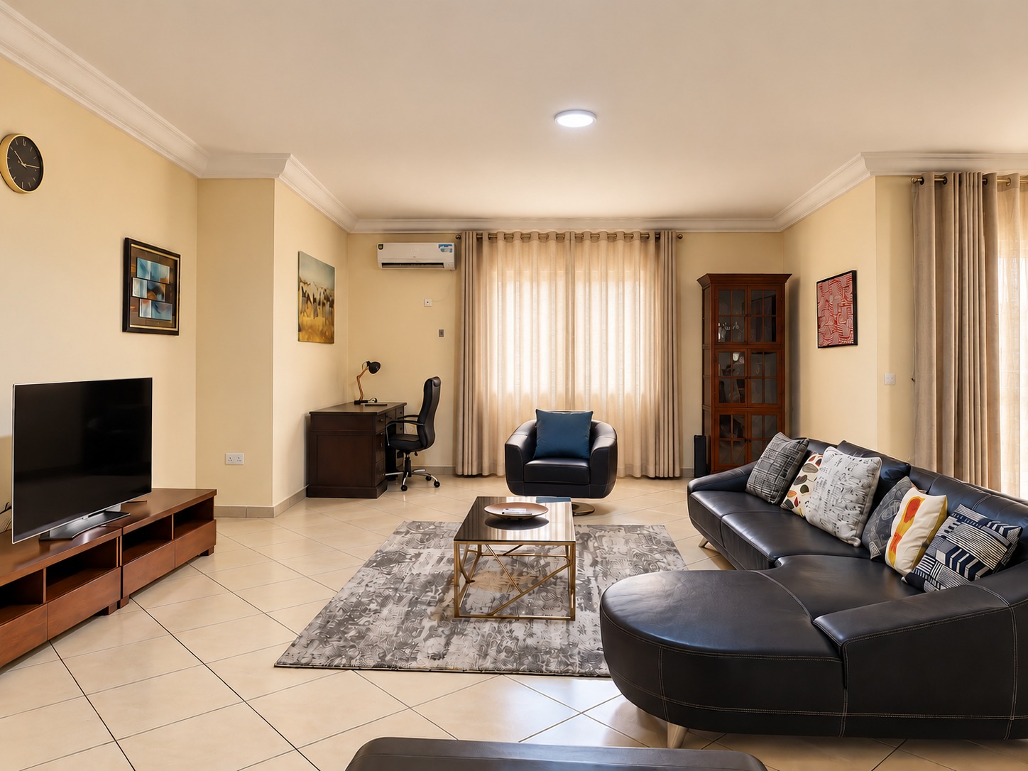 Cliffside Apartment, Airport Residential