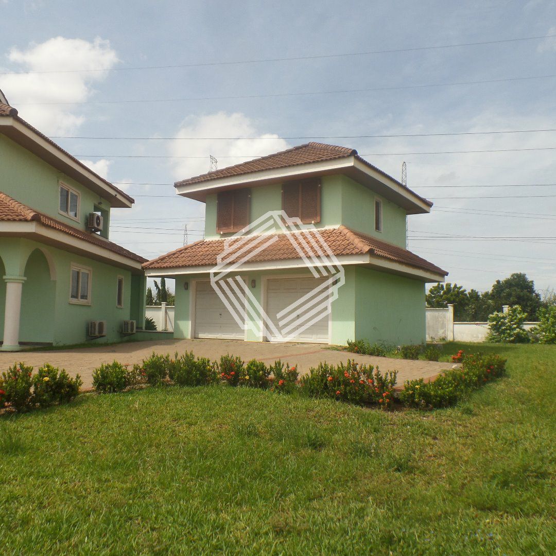 The Hamlet - main view